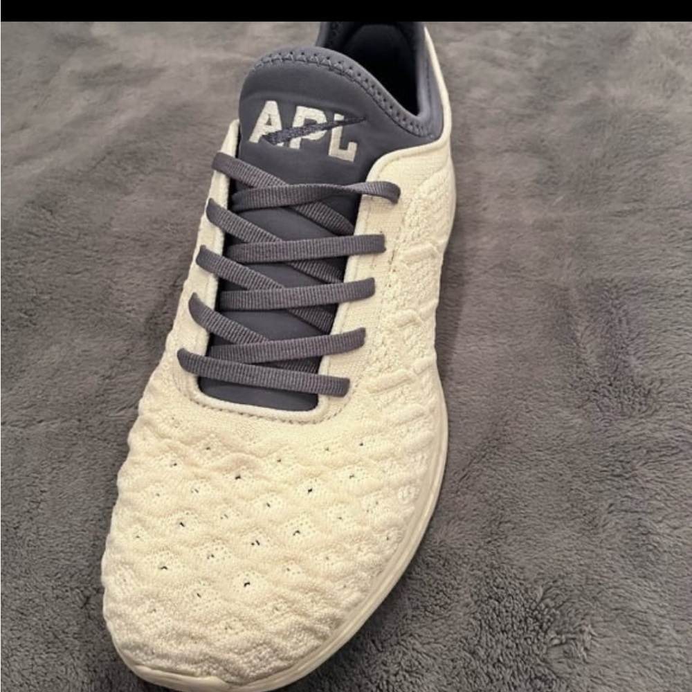 APL Techloom Phantom Running Shoe Size 10.5 Parchment Midnight - Picture 2 of 10